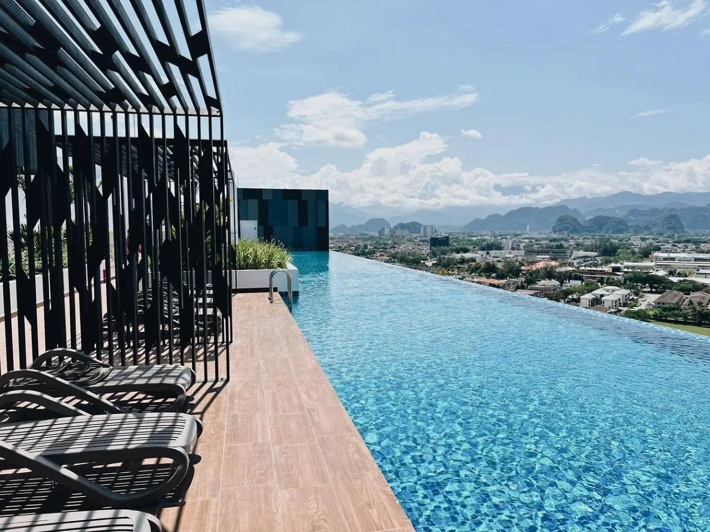 Dnq Homestay At The Horizon With Netflix, Lg Purifier,Wifi In The Centre Of Ipoh Malesia
