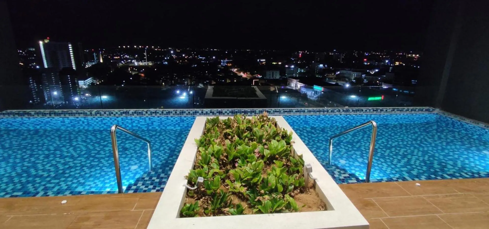 Appartamento Dnq Homestay At The Horizon With Netflix, Lg Purifier,Wifi In The Centre Of Ipoh Malesia